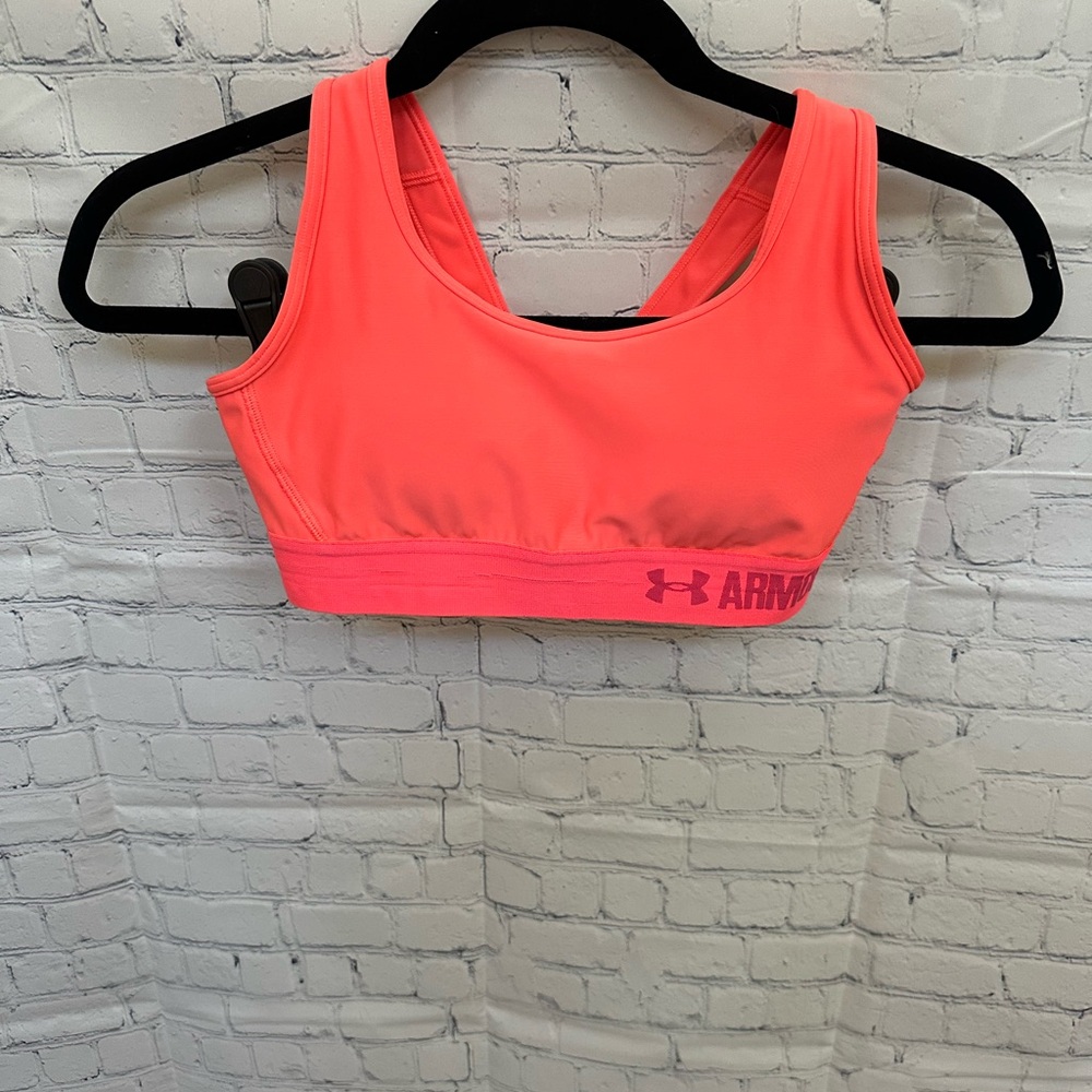 Under Armour Pink Sports Bra with Scoop Neckline and Wide Straps